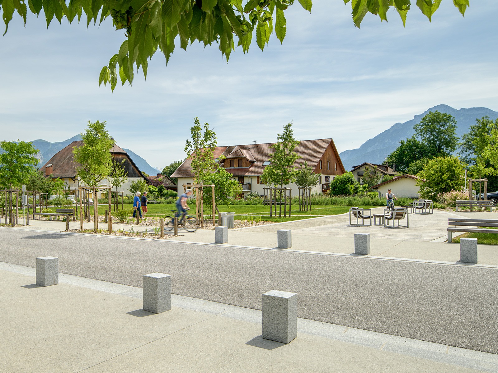 LJN - Paysagiste concepteur - Haute Savoie - Amancy - Centre bourg - Perspective - Espace public - Parc