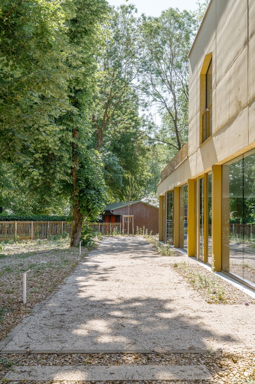 LJN - Moselle - Knutange - Bâtiment multiéquipement centre socio-culturel - rue Roger Naumann